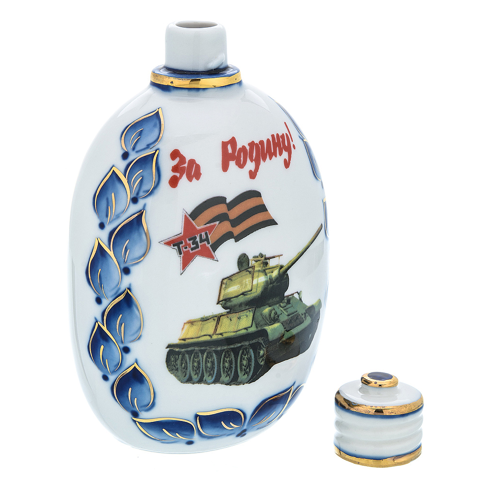 Фарфоровый штоф-фляжка 0,5 л «Танкисты». Гжель в цвете и золоте - интернет магазин Русь Велика я фото 2