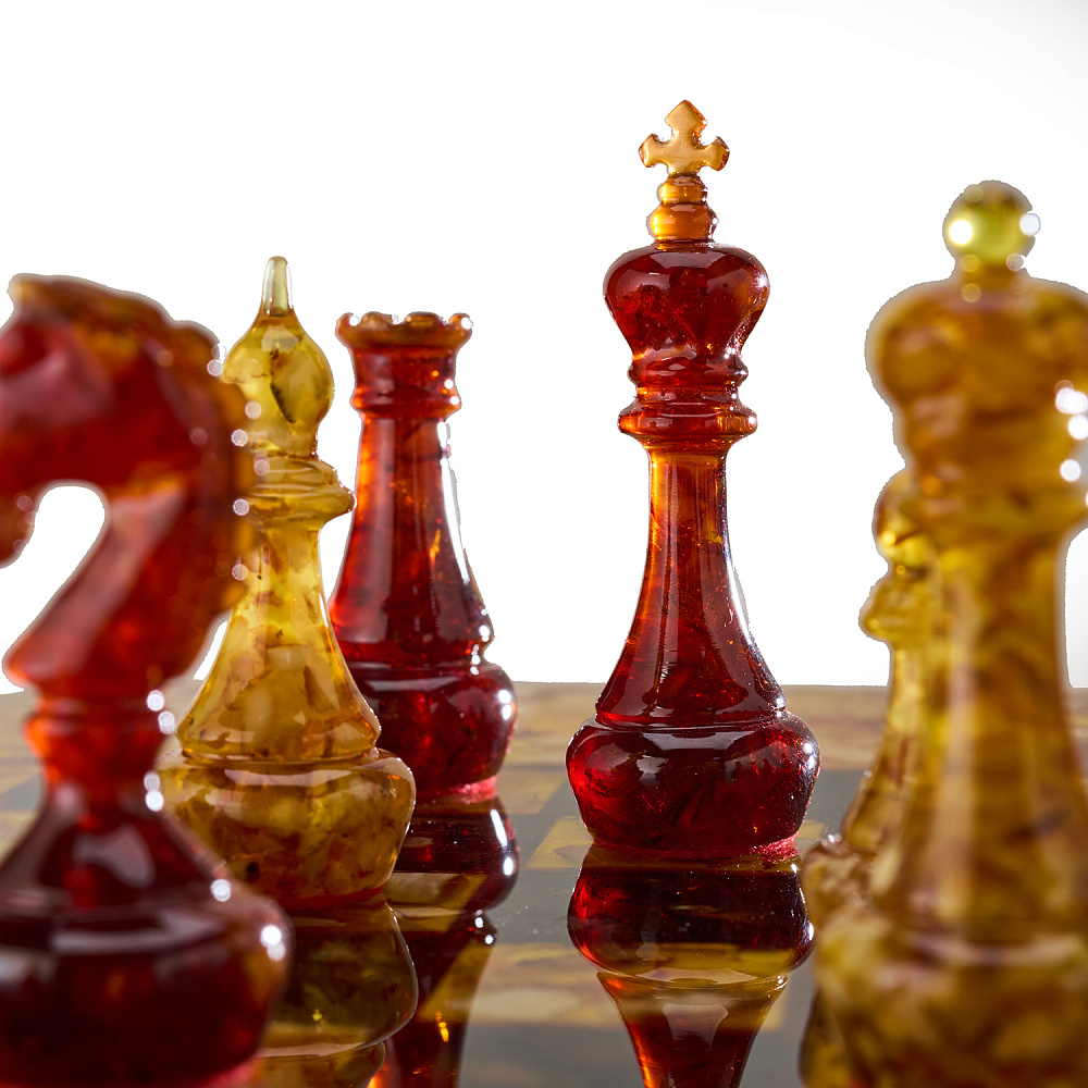 Шахматы с инкрустацией и фигурами из янтаря «Тело Платона» 46х46 см - интернет магазин Русь Велика я фото 5