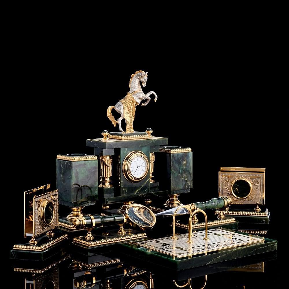 Настольный набор для руководителя «Конь». Златоуст - интернет магазин Русь Велика я фото 1