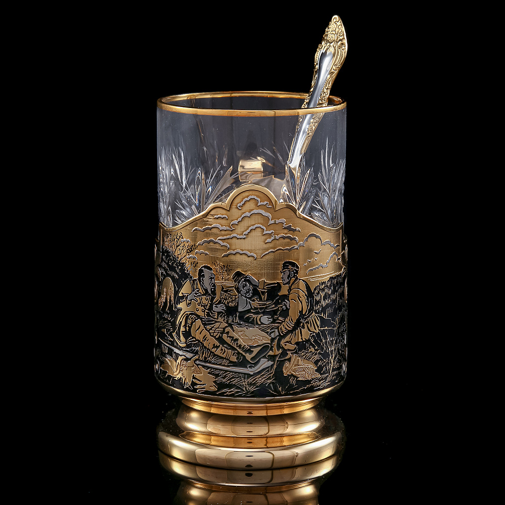 Подстаканник «Охотники на привале». Златоуст - интернет магазин Русь Велика я 