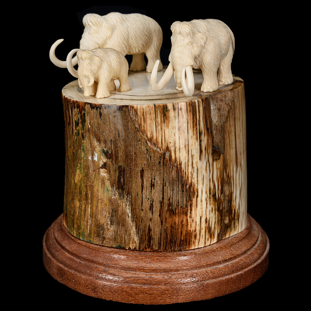 Скульптура из бивня мамонта «Семья мамонтов» - интернет магазин Русь Велика я фото 2