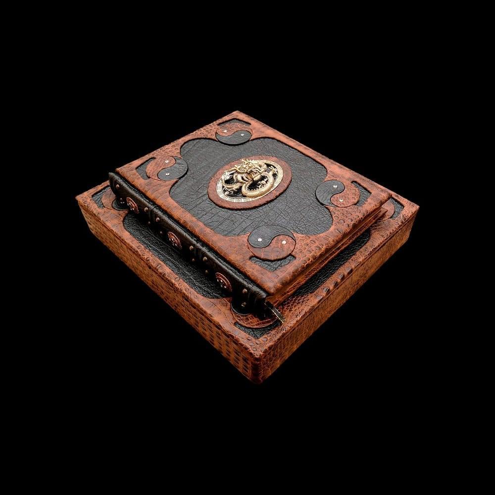 Подарочная книга «Мудрость Конфуция». Кожаный переплёт - интернет магазин Русь Велика я фото 3