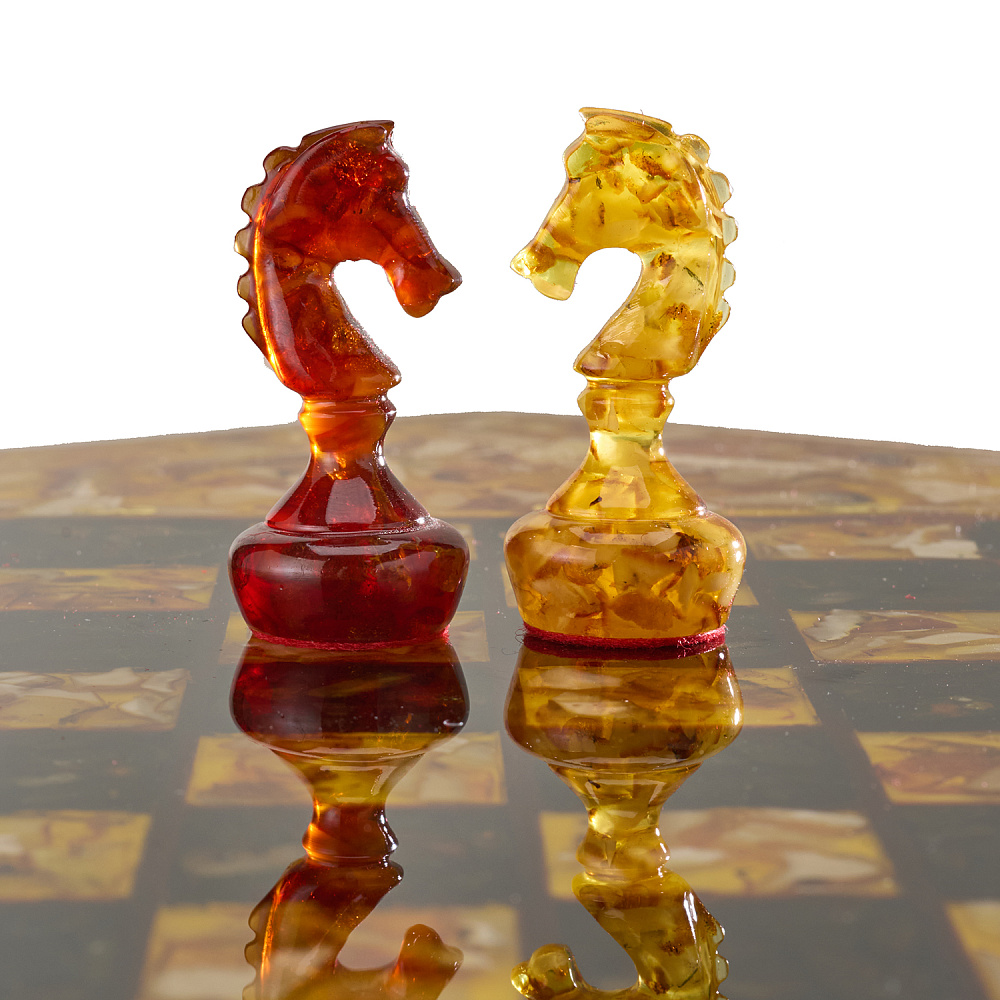 Шахматы с инкрустацией и фигурами из янтаря «Тело Платона» 46х46 см - интернет магазин Русь Велика я фото 3