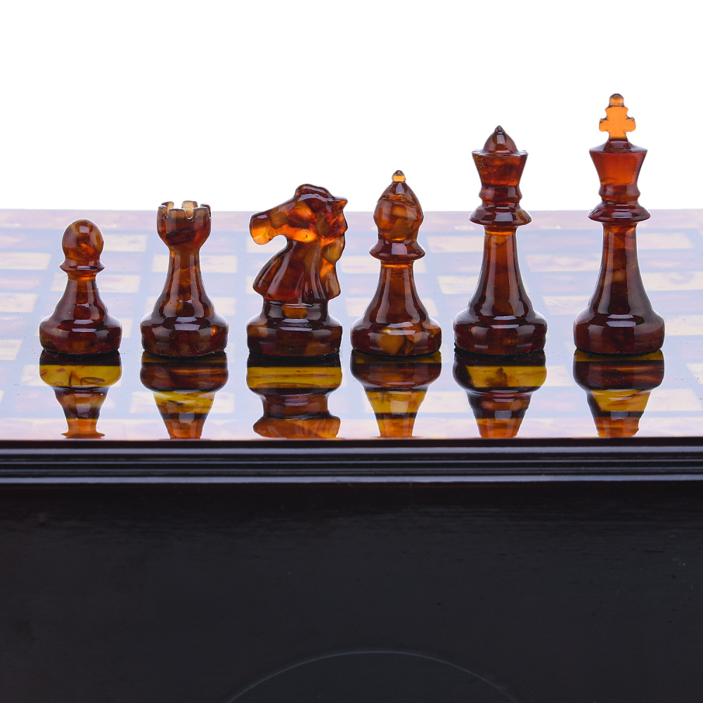 Шахматный ларец с инкрустацией и фигурами из янтаря 30х30 см - интернет магазин Русь Велика я фото 5
