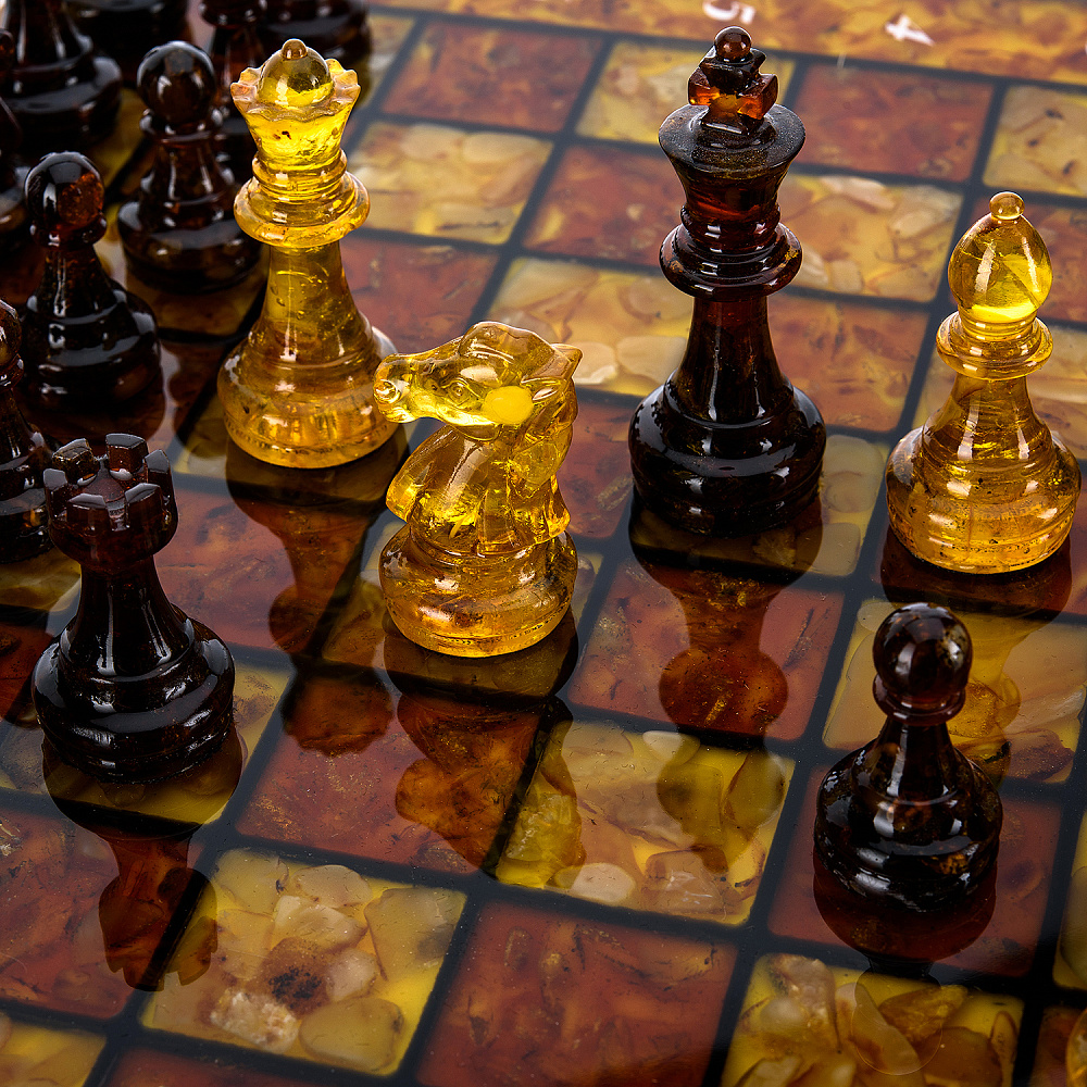 Шахматы янтарные «Камелот» 32х32 см - интернет магазин Русь Велика я фото 3