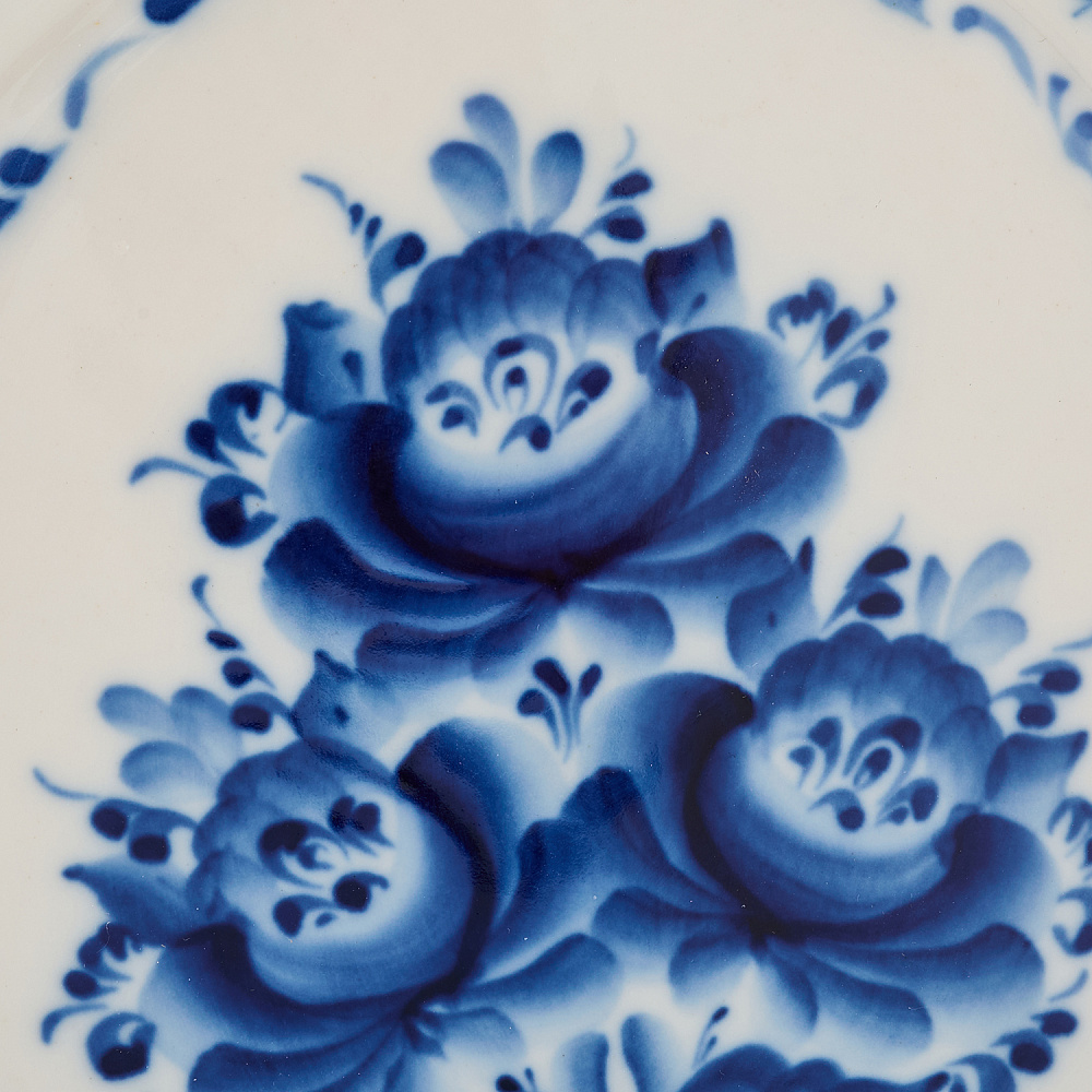 Плакетка настольная «Цветы». Гжель - интернет магазин Русь Велика я фото 2