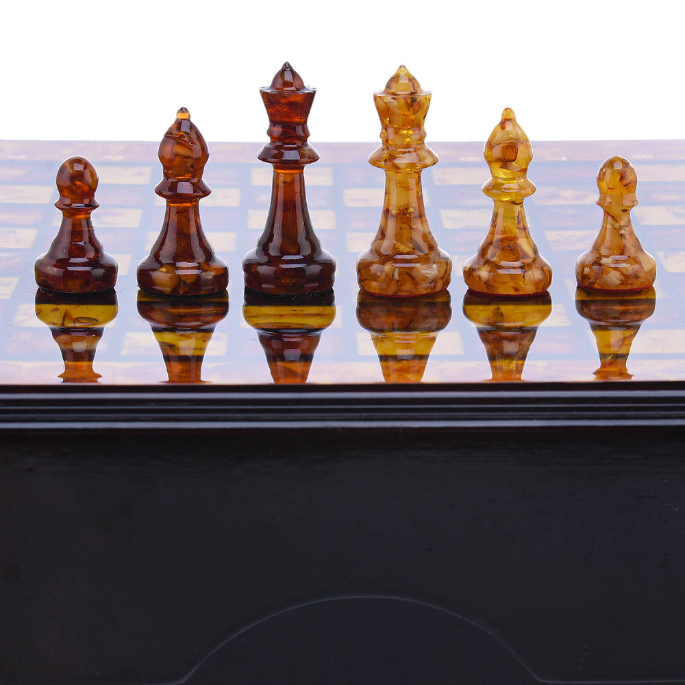 Шахматный ларец с инкрустацией и фигурами из янтаря 30х30 см - интернет магазин Русь Велика я фото 6