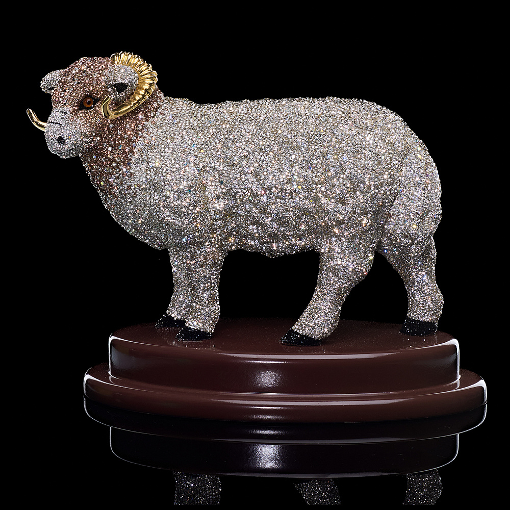 Скульптура с хрустальными стразами «Овен» Asfour Crystal - интернет магазин Русь Велика я 