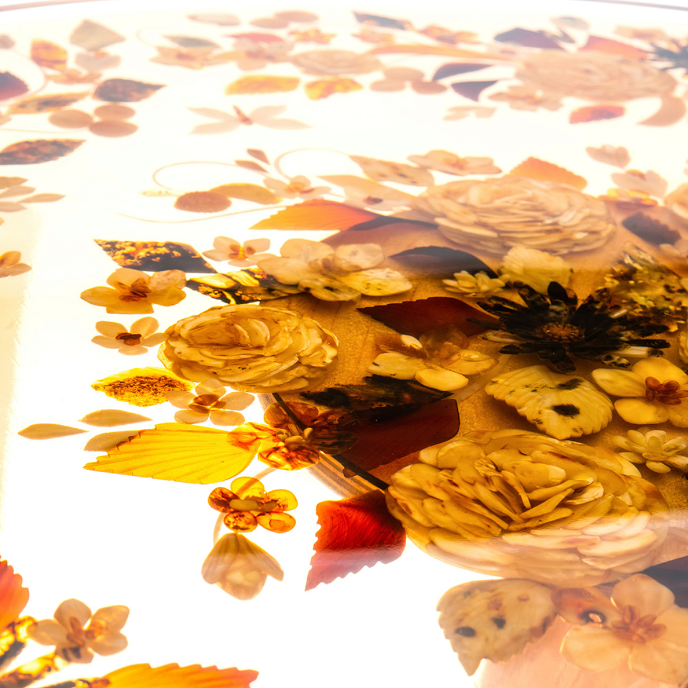 Стол с инкрустацией из янтаря «Бесконечность» - интернет магазин Русь Велика я фото 3