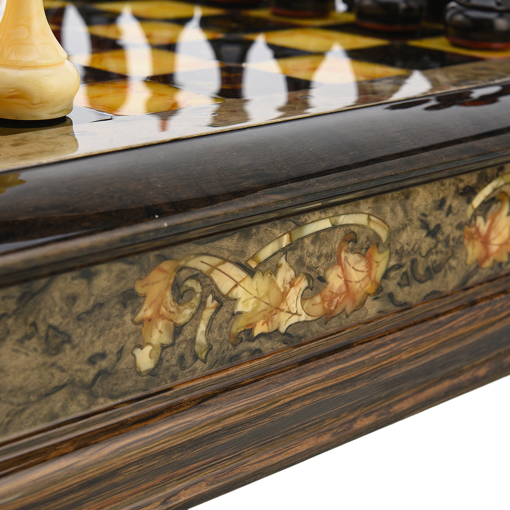 Шахматы из карельской березы с фигурами из янтаря 45х45 см - интернет магазин Русь Велика я фото 7