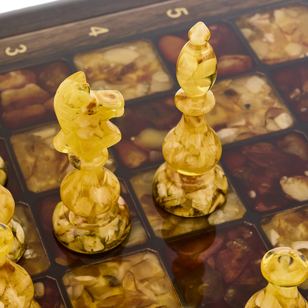 Шахматы из мореного дуба с янтарными фигурами 45х45 см - интернет магазин Русь Велика я фото 11