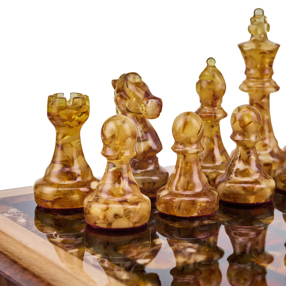 Шахматы с инкрустацией и фигурами из янтаря 28х28 см - интернет магазин Русь Велика я фото 9