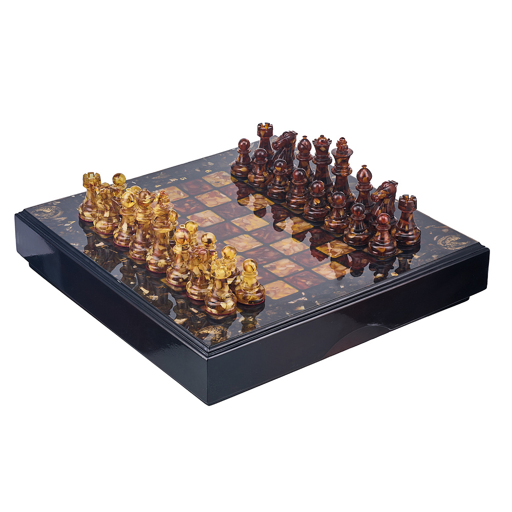 Шахматы с инкрустацией и фигурами из янтаря «Камелот» 45х45 см - интернет магазин Русь Велика я 
