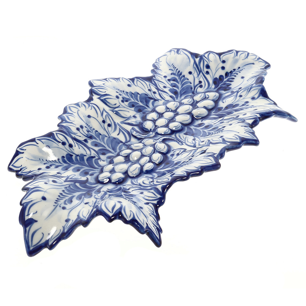 Блюдо «Виноград». Гжель - интернет магазин Русь Велика я 