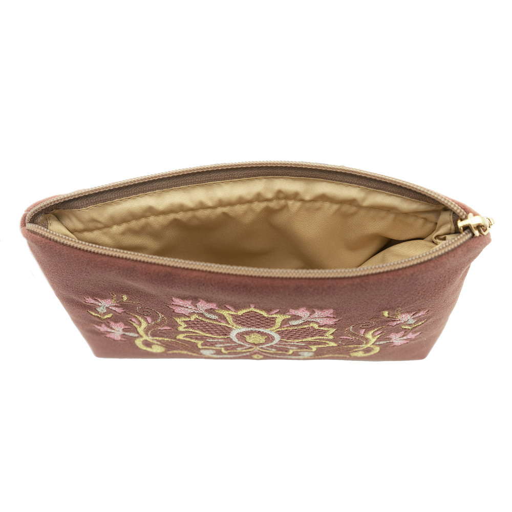 Косметичка «Аромат васильков». Тамно-розовая с вышивкой - интернет магазин Русь Велика я фото 3