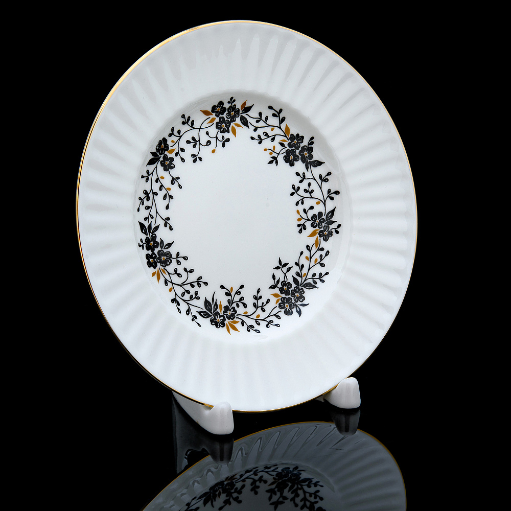 Тарелка «Тонкие веточки». Форма Волна. ИФЗ - интернет магазин Русь Велика я 