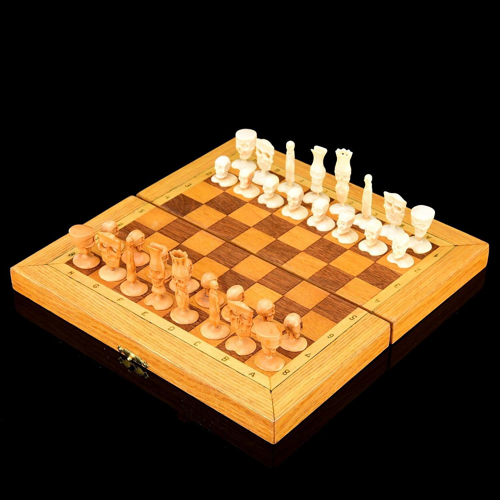 Шахматы деревянные «Жизнь после смерти» с фигурами из бивня мамонта 20,5х20,5 см - интернет магазин Русь Велика я 