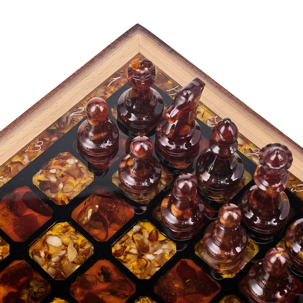Шахматы с инкрустацией и фигурами из янтаря 28х28 см - интернет магазин Русь Велика я фото 10