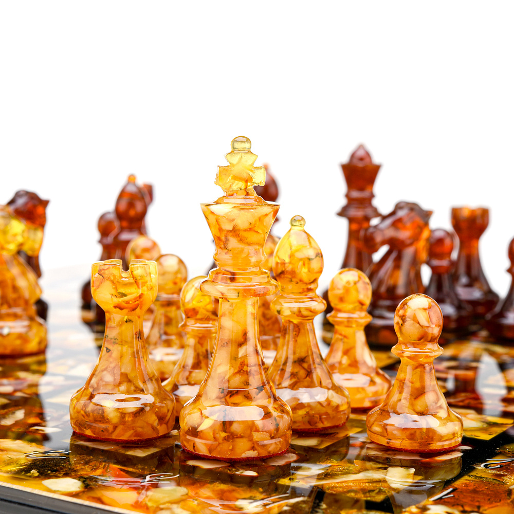 Шахматный ларец с инкрустацией и фигурами из янтаря 30х30 см - интернет магазин Русь Велика я фото 5