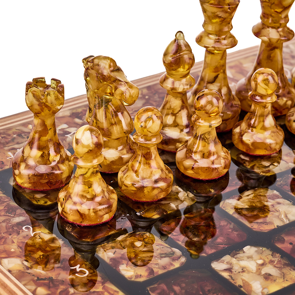 Шахматы с инкрустацией и фигурами из янтаря 30х30 см - интернет магазин Русь Велика я фото 8