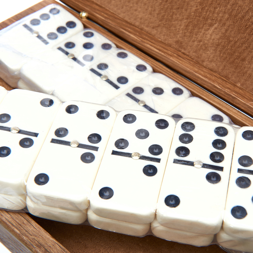 0053584/Домино D6 в резной дубовой шкатулке «БОГАТЫРИ»  RTD-305.M - интернет магазин Русь Велика я фото 3