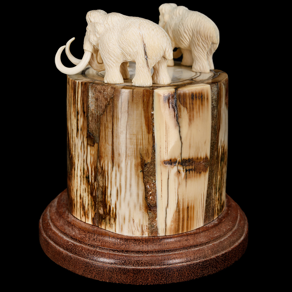 Скульптура из бивня мамонта «Семья мамонтов» - интернет магазин Русь Велика я фото 3