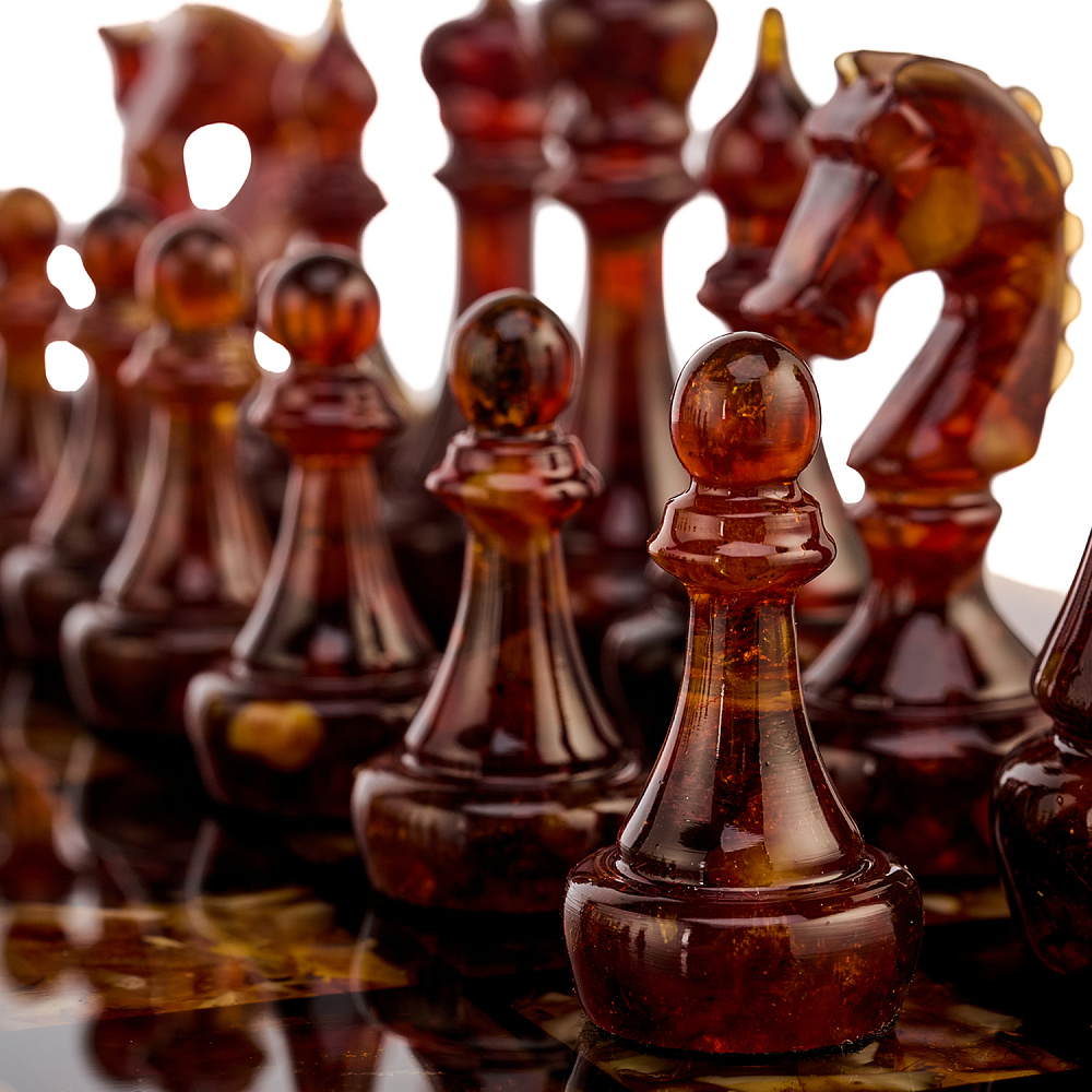 Шахматы с инкрустацией и фигурами из янтаря 37х37 см - интернет магазин Русь Велика я фото 7