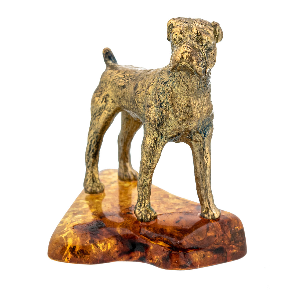 Статуэтка с янтарем «Собака боксер» - интернет магазин Русь Велика я фото 1