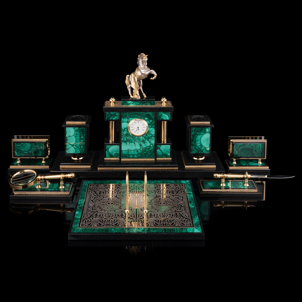 Настольный письменный набор из малахита «Конь». Златоуст - интернет магазин Русь Велика я 