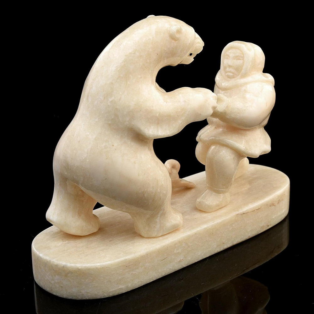 Скульптура из кости «Охотник с медведем» - интернет магазин Русь Велика я фото 2