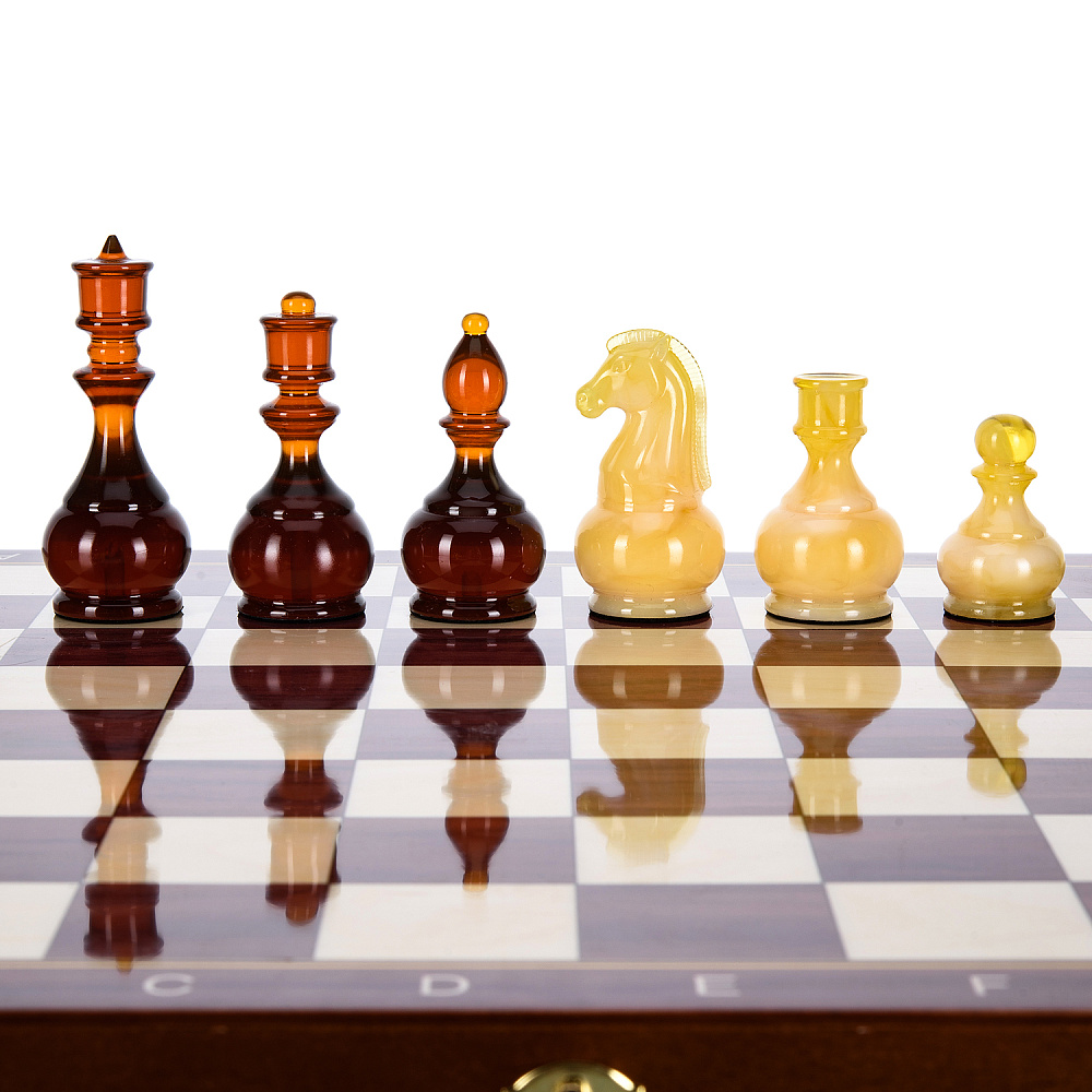 Шахматы с янтарными фигурами «Статус» 37х37 см - интернет магазин Русь Велика я фото 2