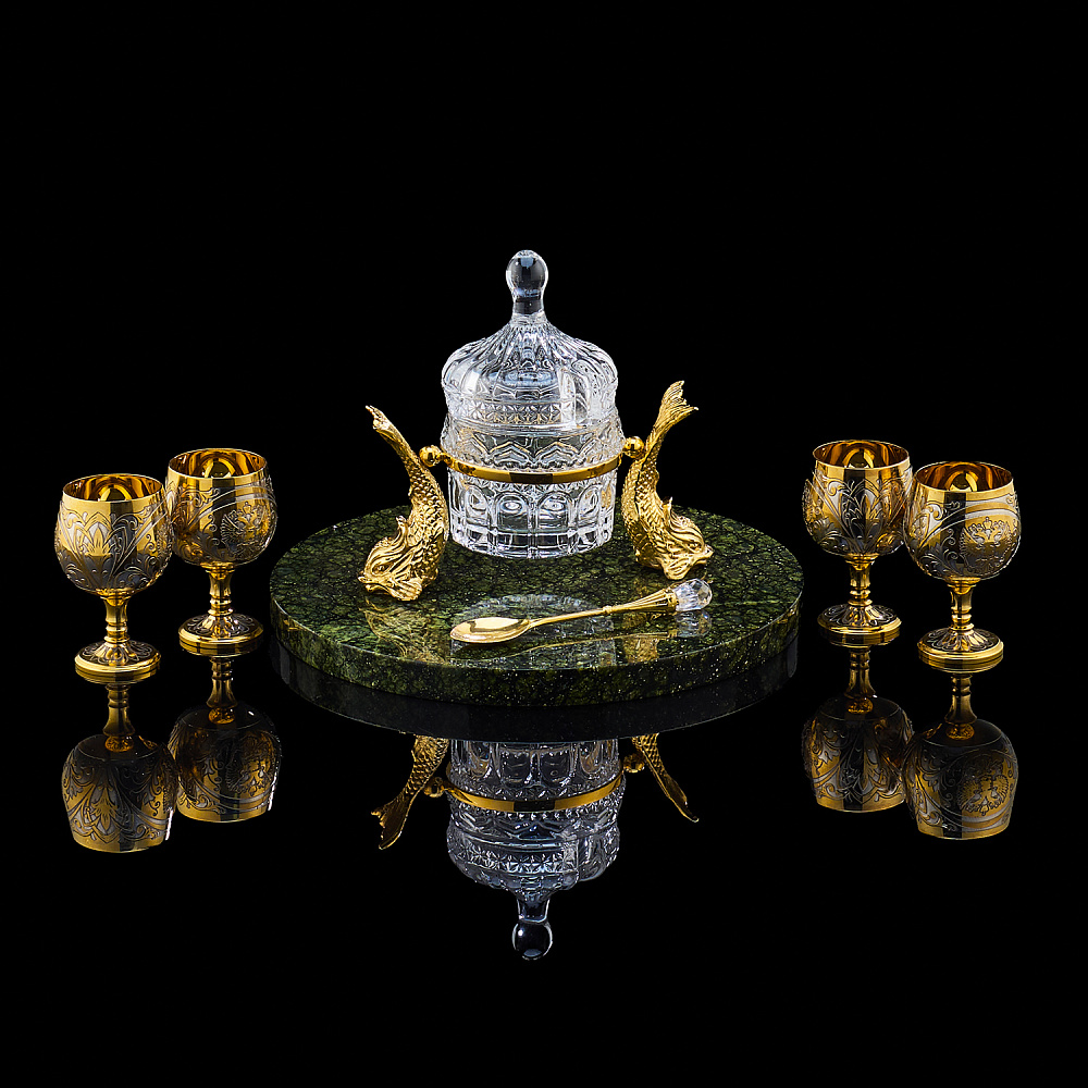 Икорница с рюмками «Рыба-кит». Златоуст - интернет магазин Русь Велика я 