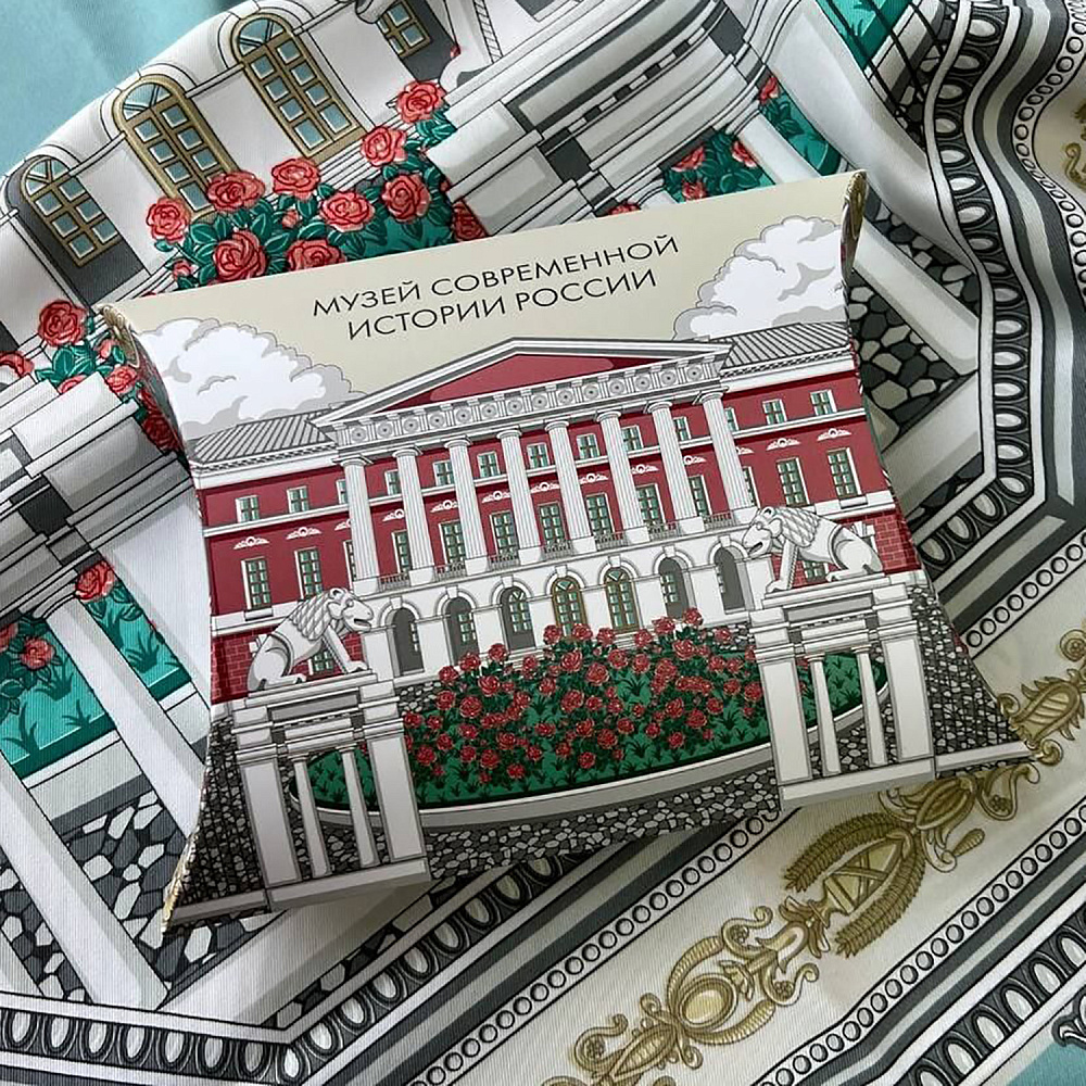 Платок шелковый «Музей современной истории России» 90х90 см - интернет магазин Русь Велика я фото 2