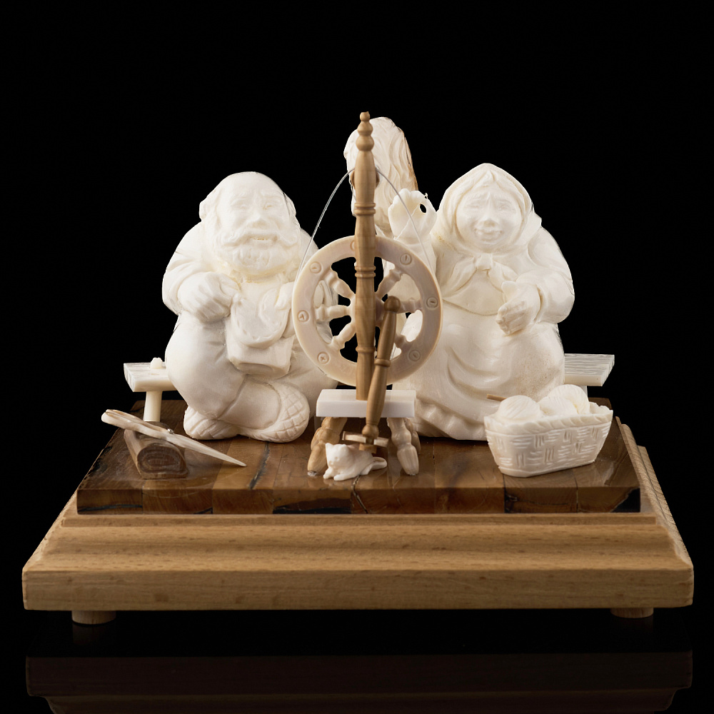 Скульптура из кости «Посиделки» - интернет магазин Русь Велика я 