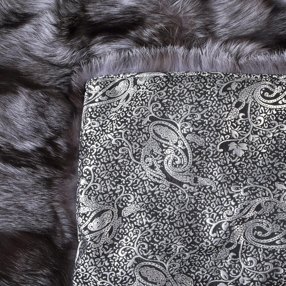 Меховое покрывало (Плед) из черно-бурых лисиц на подложке - интернет магазин Русь Велика я фото 2