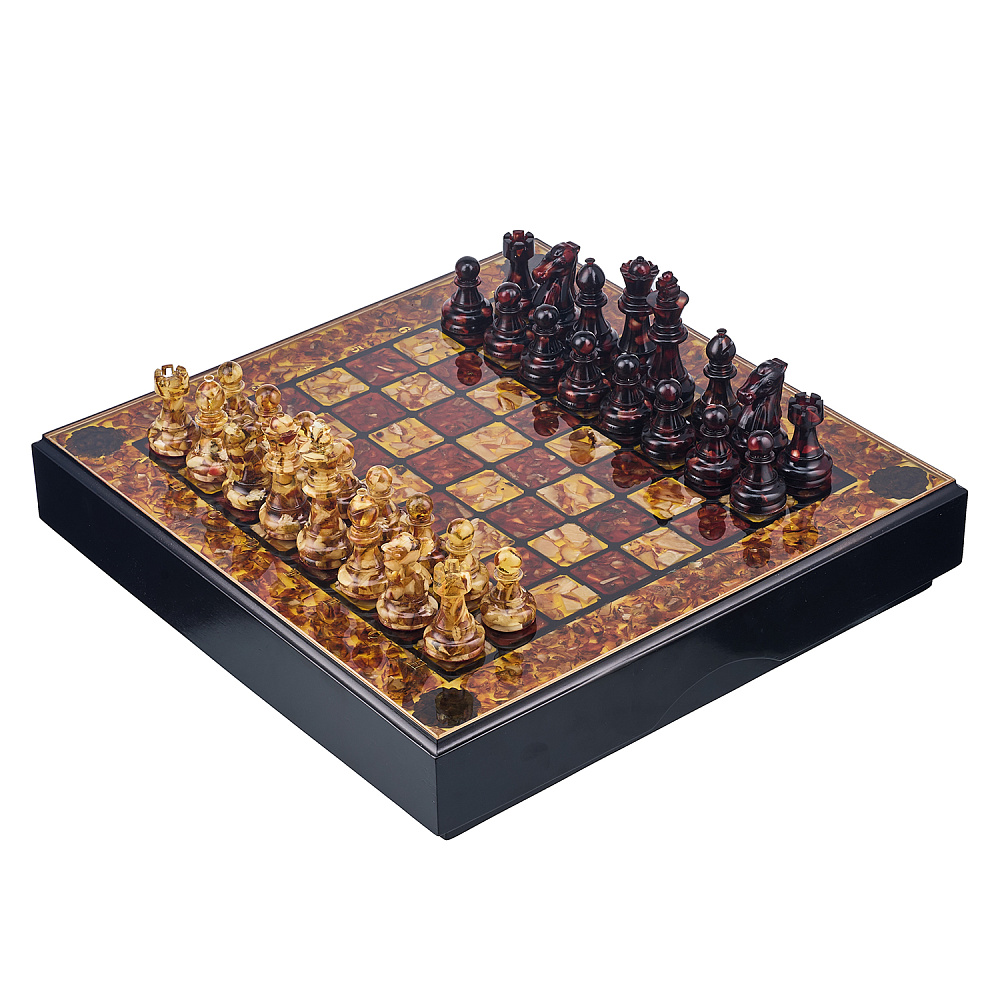 Шахматы с инкрустацией и фигурами из янтаря «Камелот» 45х45 см - интернет магазин Русь Велика я 