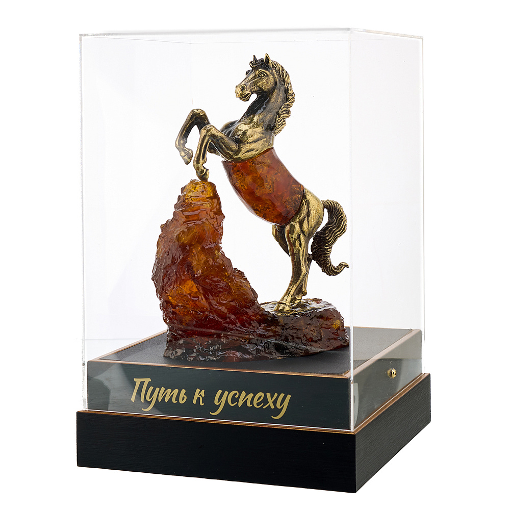 Лошадь Символ 2026 года. Скульптура из янтаря «Конь. Путь к успеху» - интернет магазин Русь Велика я 