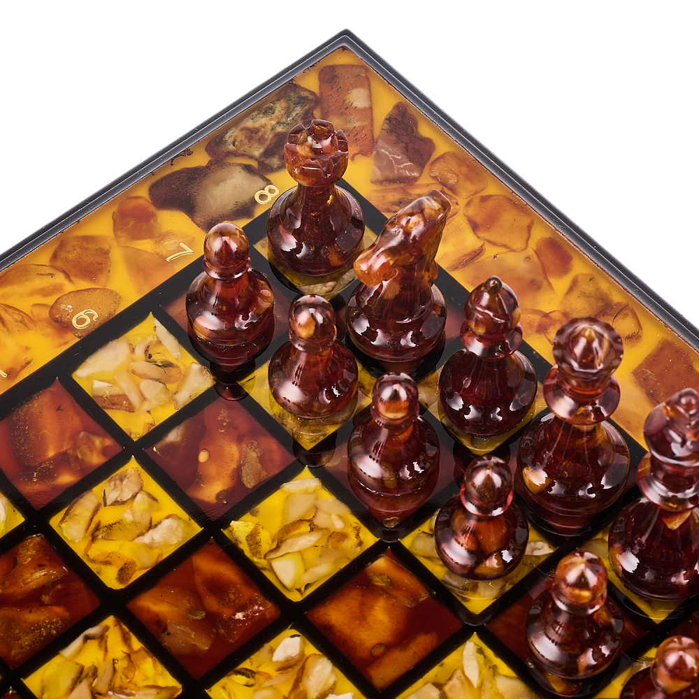 Шахматы с инкрустацией и фигурами из янтаря 30х30 см - интернет магазин Русь Велика я фото 10