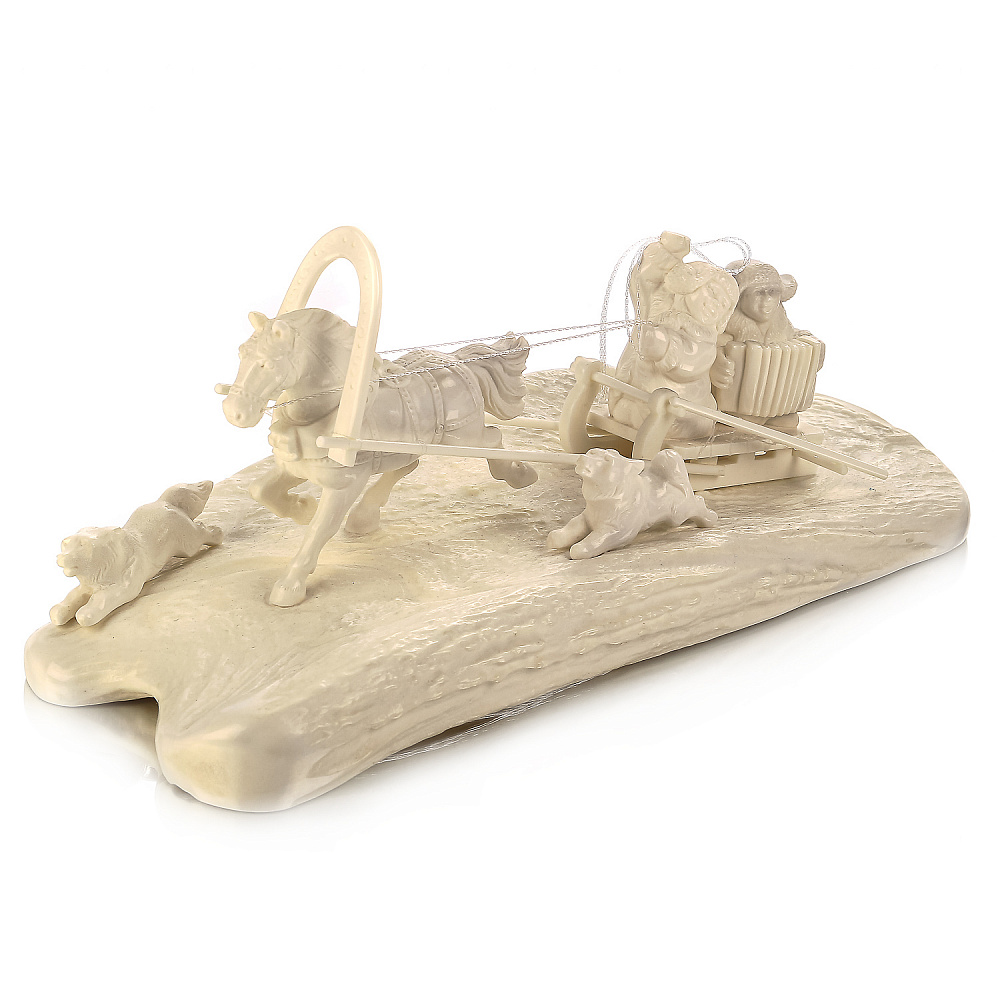 Композиция из кости «К девчатам» - интернет магазин Русь Велика я фото 1