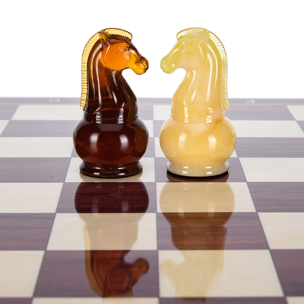 Шахматы с янтарными фигурами «Статус» 37х37 см - интернет магазин Русь Велика я фото 3
