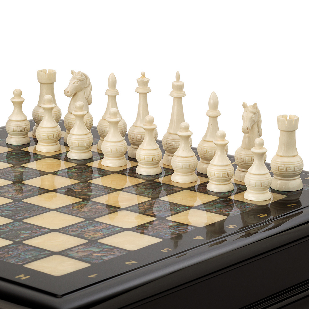 Шахматный ларец с натуральным перламутром и фигурами из кости и дерева 45х45 см - интернет магазин Русь Велика я фото 2