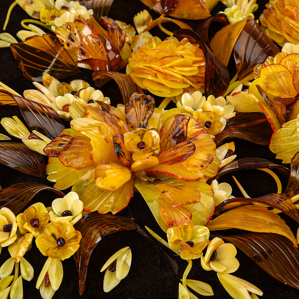 Картина янтарная «Цветы» 50х50 см - интернет магазин Русь Велика я фото 2