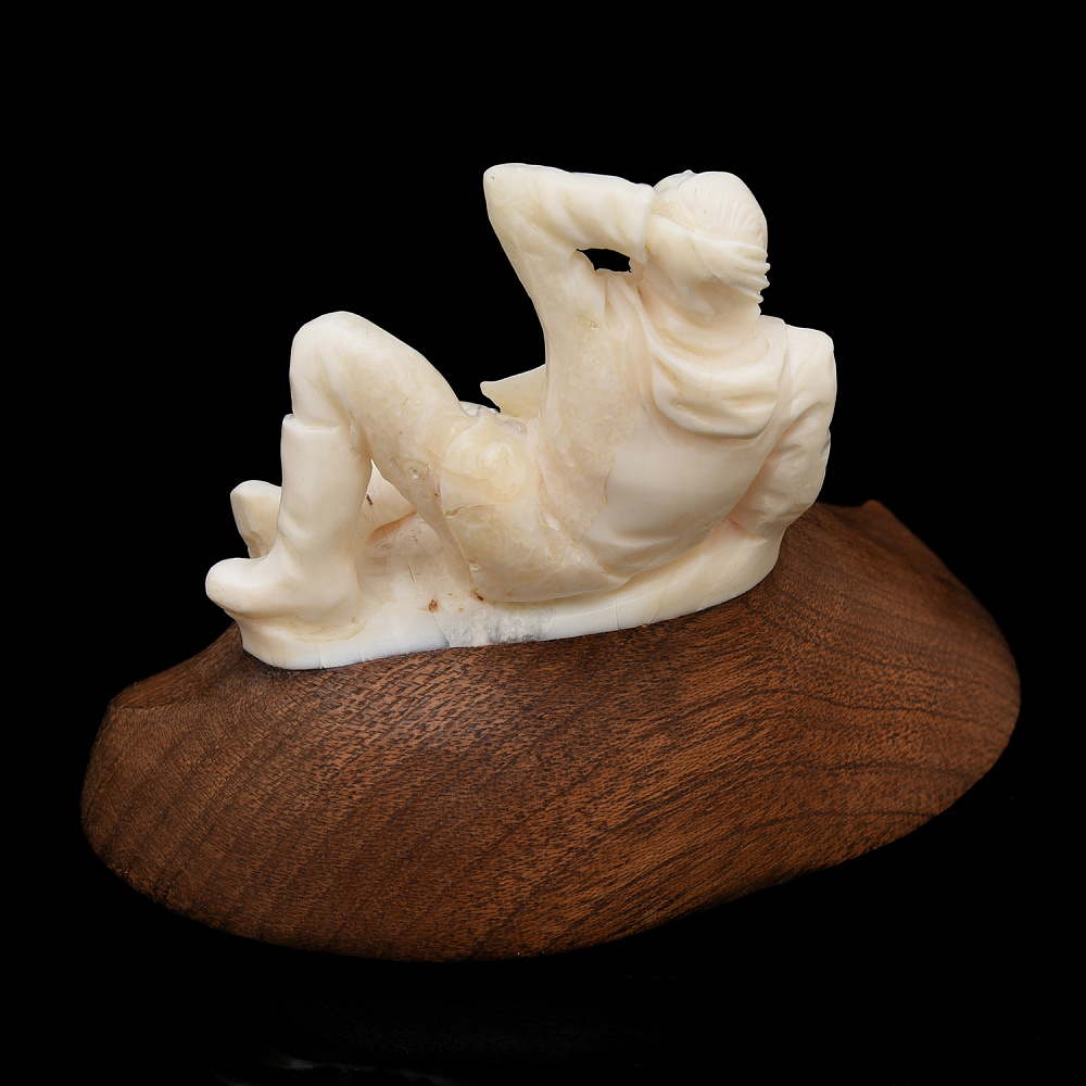 Скульптура из кости «Старатель» - интернет магазин Русь Велика я фото 2