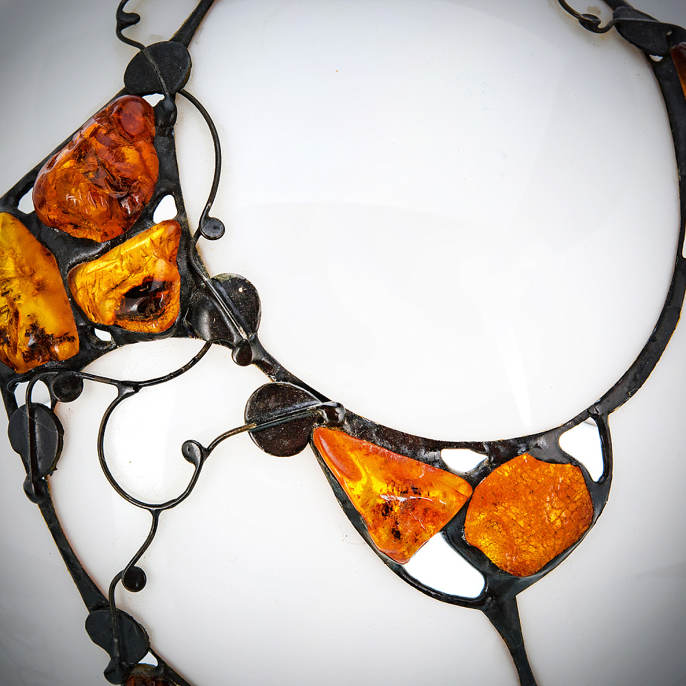 Настольная лампа из янтаря и бронзы. Высота 39 см - интернет магазин Русь Велика я фото 3