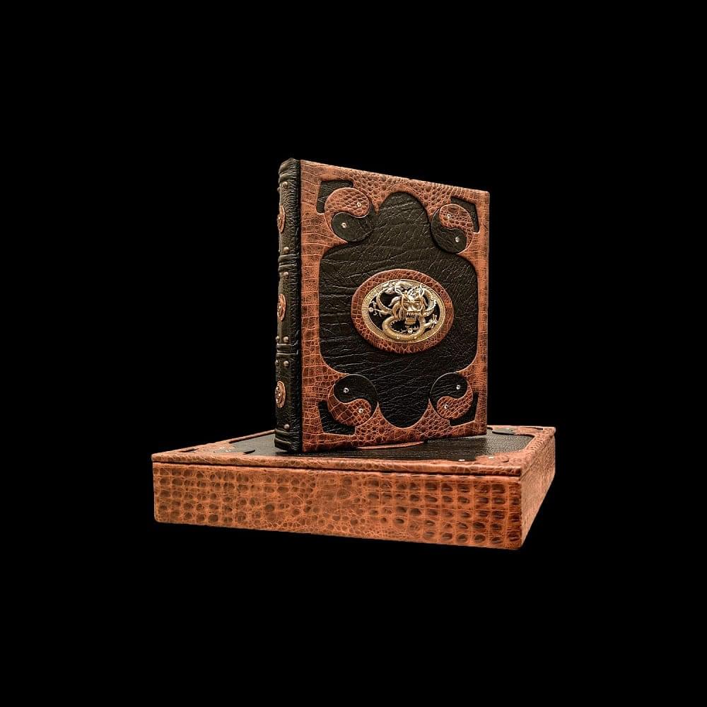 Подарочная книга «Мудрость Конфуция». Кожаный переплёт - интернет магазин Русь Велика я фото 1