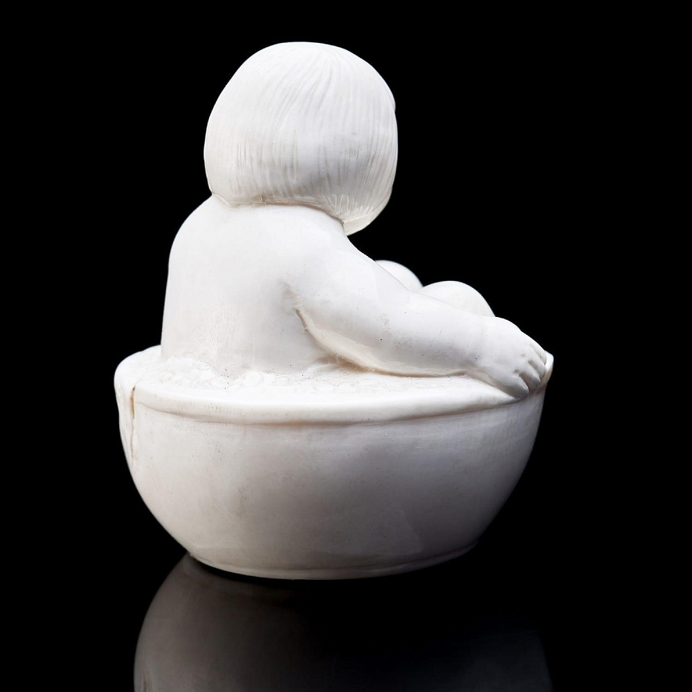Статуэтка из бивня мамонта «Девочка в тазике» - интернет магазин Русь Велика я фото 3