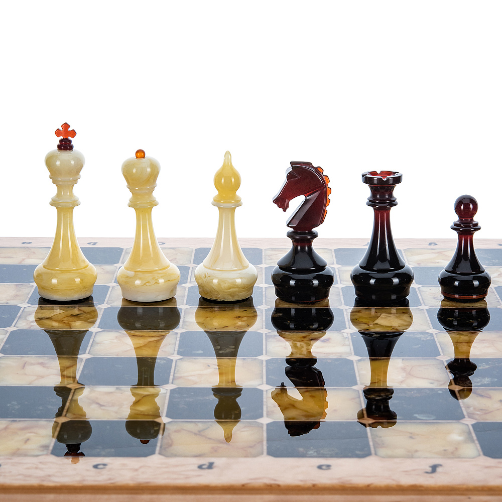 Шахматы из карельской березы с фигурами из янтаря 45х45 см - интернет магазин Русь Велика я фото 2