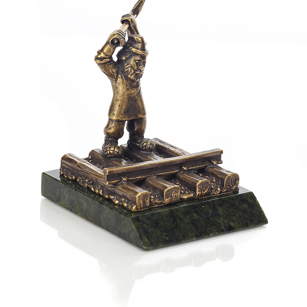 Бронзовая статуэтка «Путейщик» - интернет магазин Русь Велика я фото 3