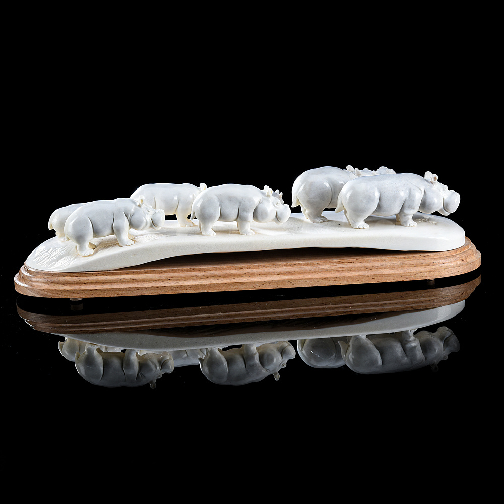 Скульптура из рога лося «Семья бегемотов» - интернет магазин Русь Велика я фото 3