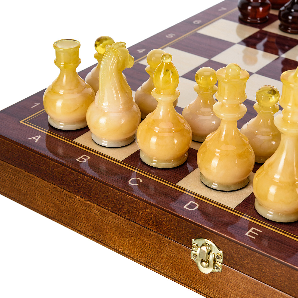 Шахматы с янтарными фигурами «Статус» 37х37 см - интернет магазин Русь Велика я фото 4